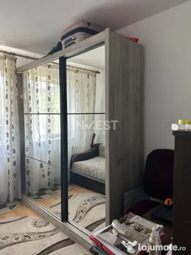 Apartament de vanzare 3 camere, zona Pacurari, Iasi