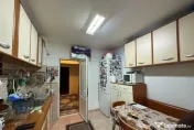 Apartament 4 camere decomandate zona Poarta 6 