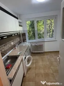 Apartament 3 camere decomandat etaj 2 Brancoveanu/Luica