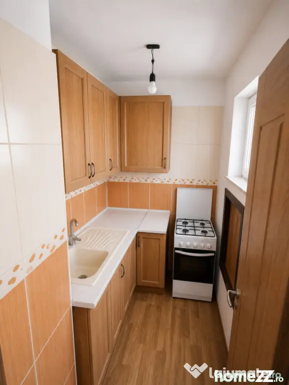 Apartament 2 camere, decomandat, 35 mp, zona Bals - Craiova (Dolj)