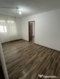 Oferim spre vânzare apartament recent renovat 2 camere-Zona 