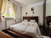 3 camere, decomandat, et 2/8, anvelopat- 13 Septembrie 