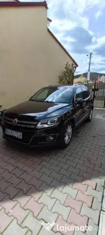 VW Tiguan panoramic