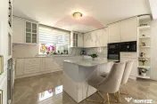 Vila premium 6 camere| Piscina incalzita | Teren 1091 mp ... 