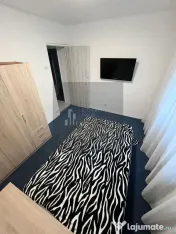 Apartament 3 camere bloc 1982 etaj 2 - Piata Sudului Sect... 