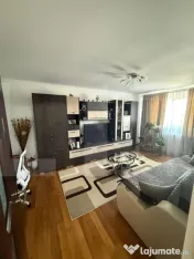 Apartament 3 camere, 68 mp, zona Soarelui 