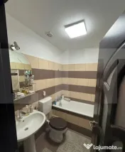 Apartament 3 camere, 68 mp, zona Soarelui 