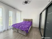 Casa de || mobilata utilata || 4 camere 