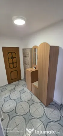 Închiriez apartament 2 camere zona peco