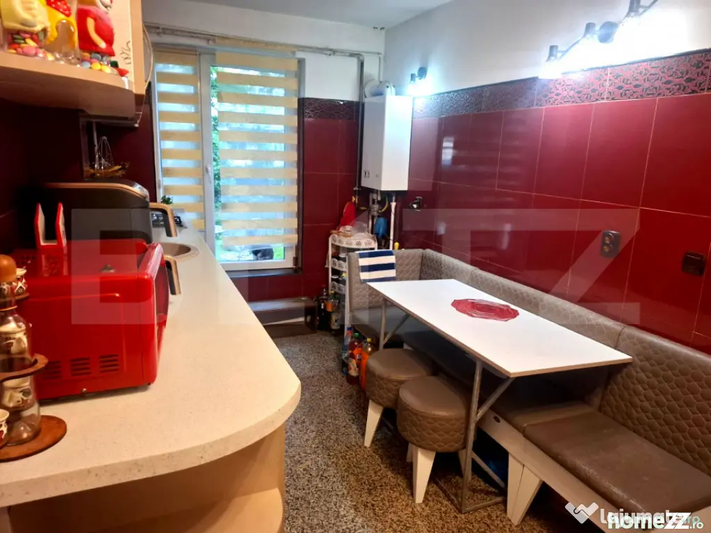 Apartament cu gradina propie de vanzare, 47 mp, zona Aleea T