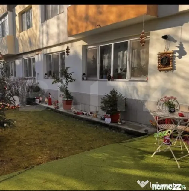 Apartament cu gradina propie de vanzare, 47 mp, zona Aleea T