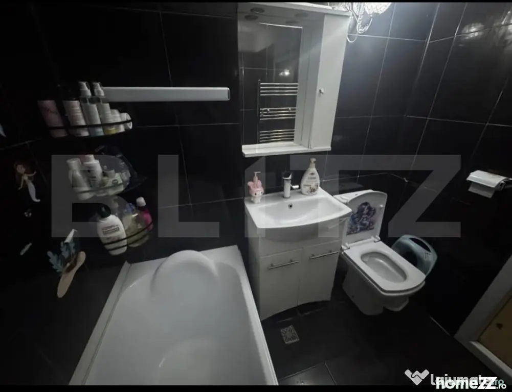 Apartament cu gradina propie de vanzare, 47 mp, zona Aleea T