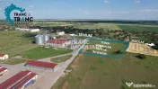 Teren intravilan pretabil parc fotovoltaic, de 2 ha în S... 