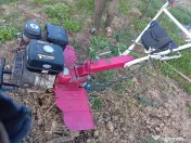 Vând motocultor 14 CP, pe benzină, cu scaun freza plug prășitoare brăzdar, carte 