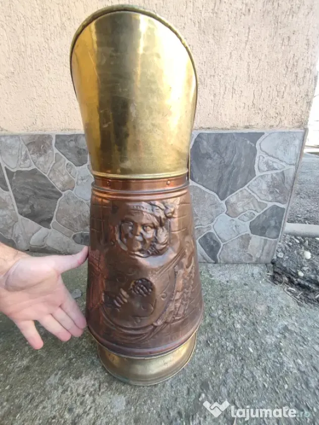 Cărbunar vintage metaloplastie