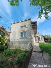 Casa de vanzare renovabila, 110 mp, Suceava 