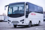 Autocar Isuzu NOVO ULTRA LUX - turistic 27+1+1 loc. 