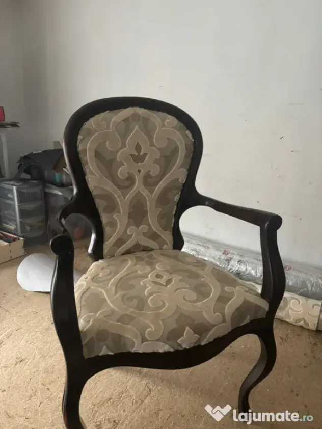 Servicii tapițreír