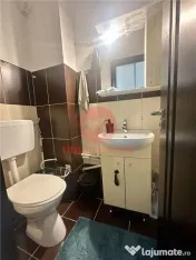 Apartamente 3 Camere Decomandat, Etaj 2, Zona KM 4-5 