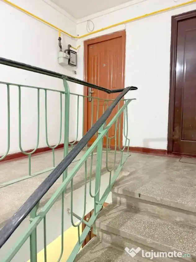Apartament cu 2 camere - vanzare - Marasesti, jud. Vrancea