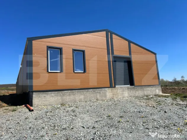 Hala de productie,depozitare de 395 m2 + teren 845 m2 Lita,
