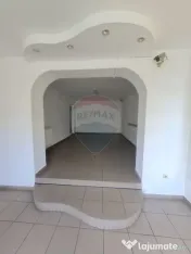 Spațiu comercial de 90mp de închiriat în zona Nord 