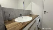 Apartament 3 camere, 2 băi, 57 mp, mobilat, parcare, zona C 