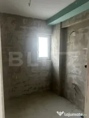 Apartament 2 camere, 40 mp, Parcare, Semifinisat, Petrom Bac 