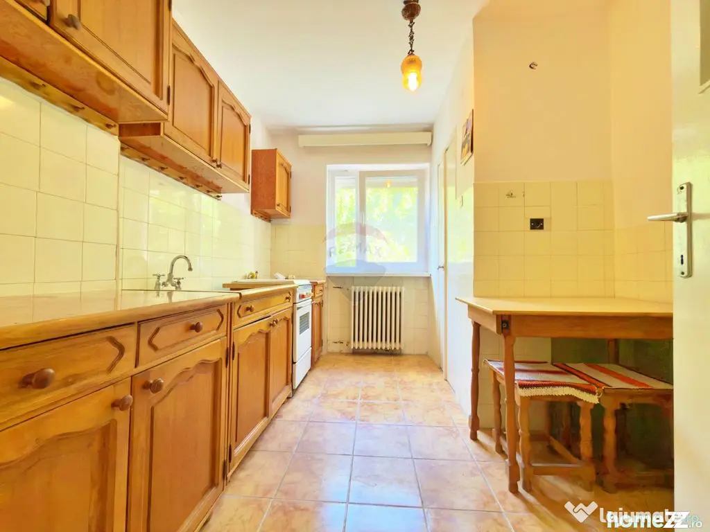 Apartament 2 camere, Podgoria – etaj intermediar