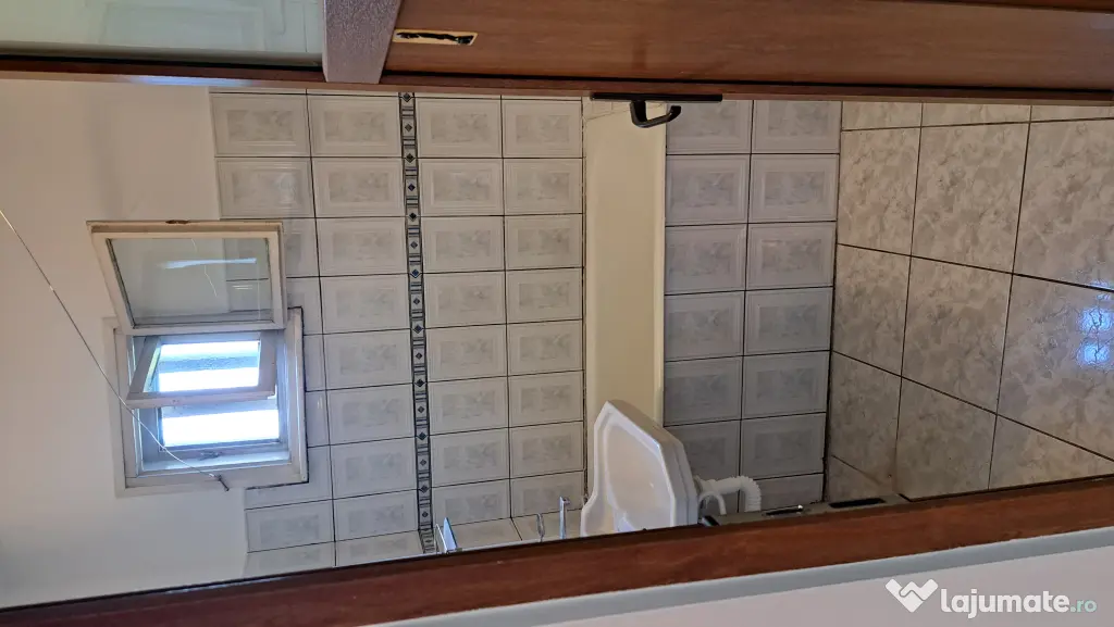 Vand apartament 3 camere