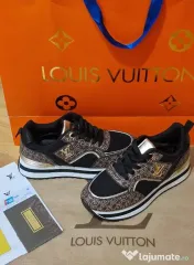 Adidasi dama Louis Vuitton, logo metalic auriu, saculet, etichetă 