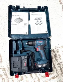 Bormașina filetanta Bosch 18V