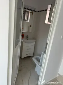 Proprietar închiriez spațiu comercial ultracentral stradal