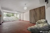 CAROL - EPISCOP CHESARIE, APARTAMENT 250 MP TOTAL, CURTE 250 