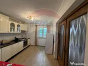 Casă cu 5 camere de vanzare (P+M) in comuna Bolotesti si... 