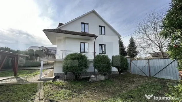 Casa superba in Voiniceni! 250mp! 11Ari!