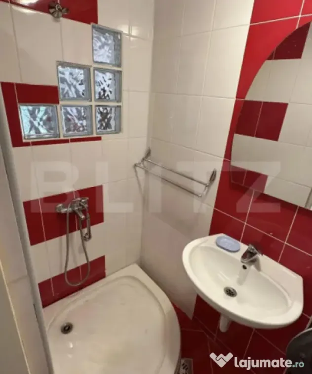 Casa superba in Voiniceni! 250mp! 11Ari!