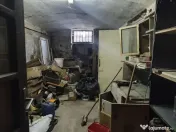 Apartament la casă cu front stradal, str. M. Eminescu. 1... 