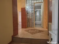 Apartament la casă cu front stradal, str. M. Eminescu. 1... 