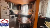 Vă propunem spre vânzare un apartament cu 2 camere, decomandat, situat 