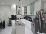 Casa 3 nivele mobilata, 170 mp, gradina mare, zona Iosefin 
