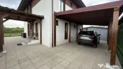 Casă de vânzare, 142 mp utili, vedere spre oraș și munț 
