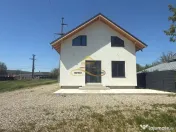 Casa noua de vanzare in Margineni - Hemeius Bacau 
