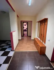 Apartament 3 camere, decomandat - zona Craiter 
