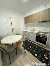 Apartament 2 camere, decomandat - zona Vivamus/ Orizontului. 