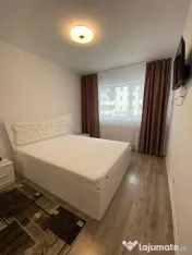 Apartament 2 camere, decomandat - zona Vivamus/ Orizontului. 
