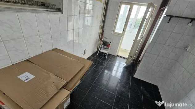 Apartament 2 camere 9 MAI – balcon 10 mp, centrală