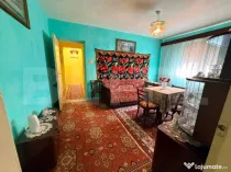 Apartament cu 3 camere, 47mp, etaj intermediar, Cugir