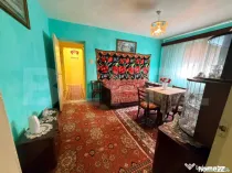 Apartament cu 3 camere, 47mp, etaj intermediar, Cugir