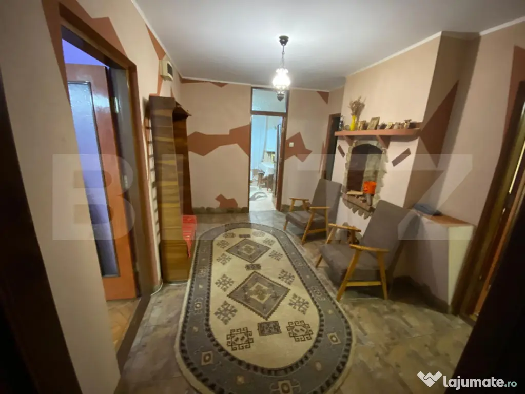 Apartament 3 camere, etaj intermediar, zona Belvedere